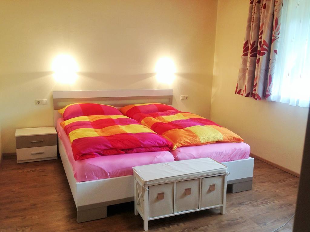 Apartament S'Hoamatl Neukirchen am Großvenediger Pokój zdjęcie